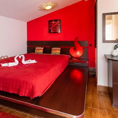 Marco Villa *